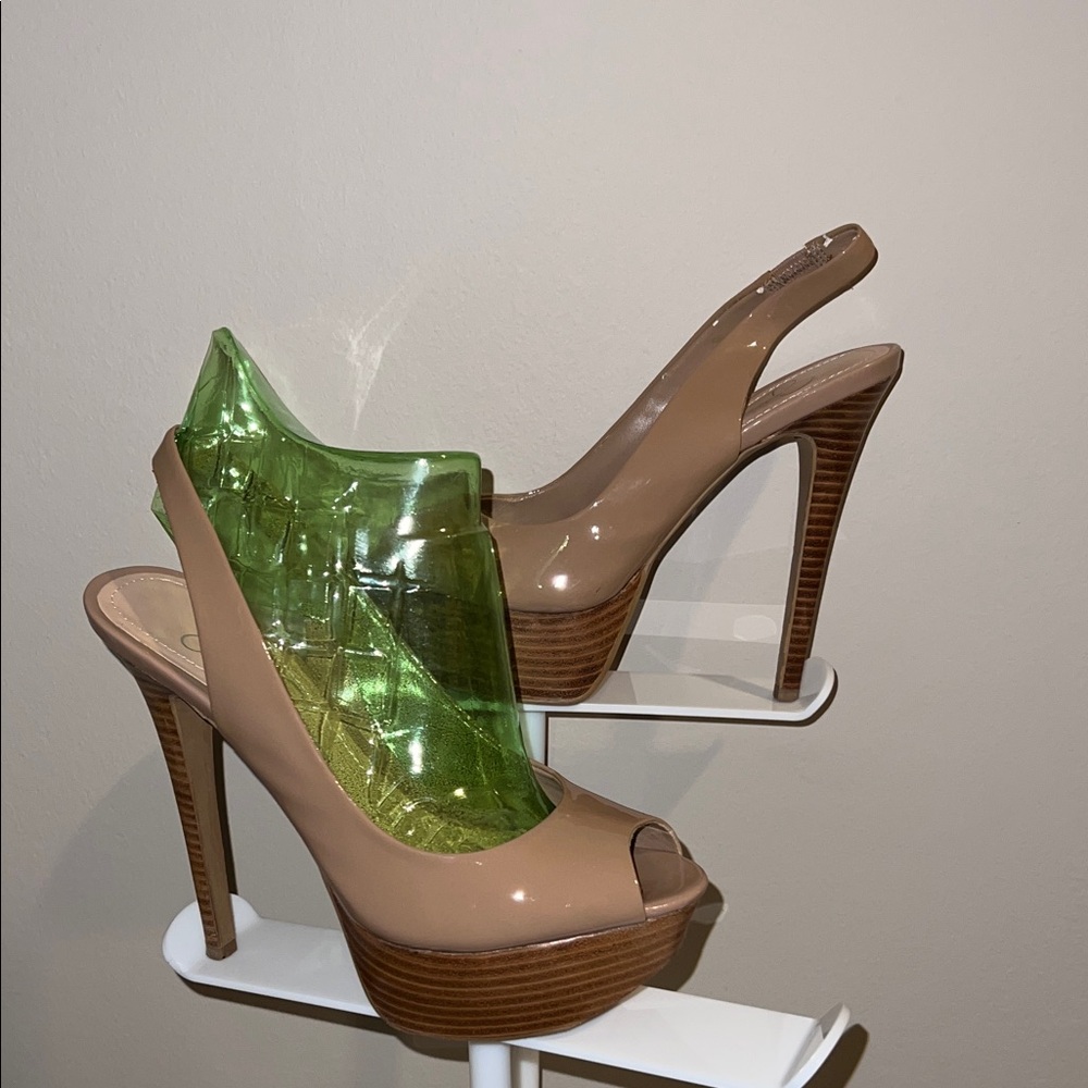 Chic Tan Patent Platform Peep-toe Sling-back Heels